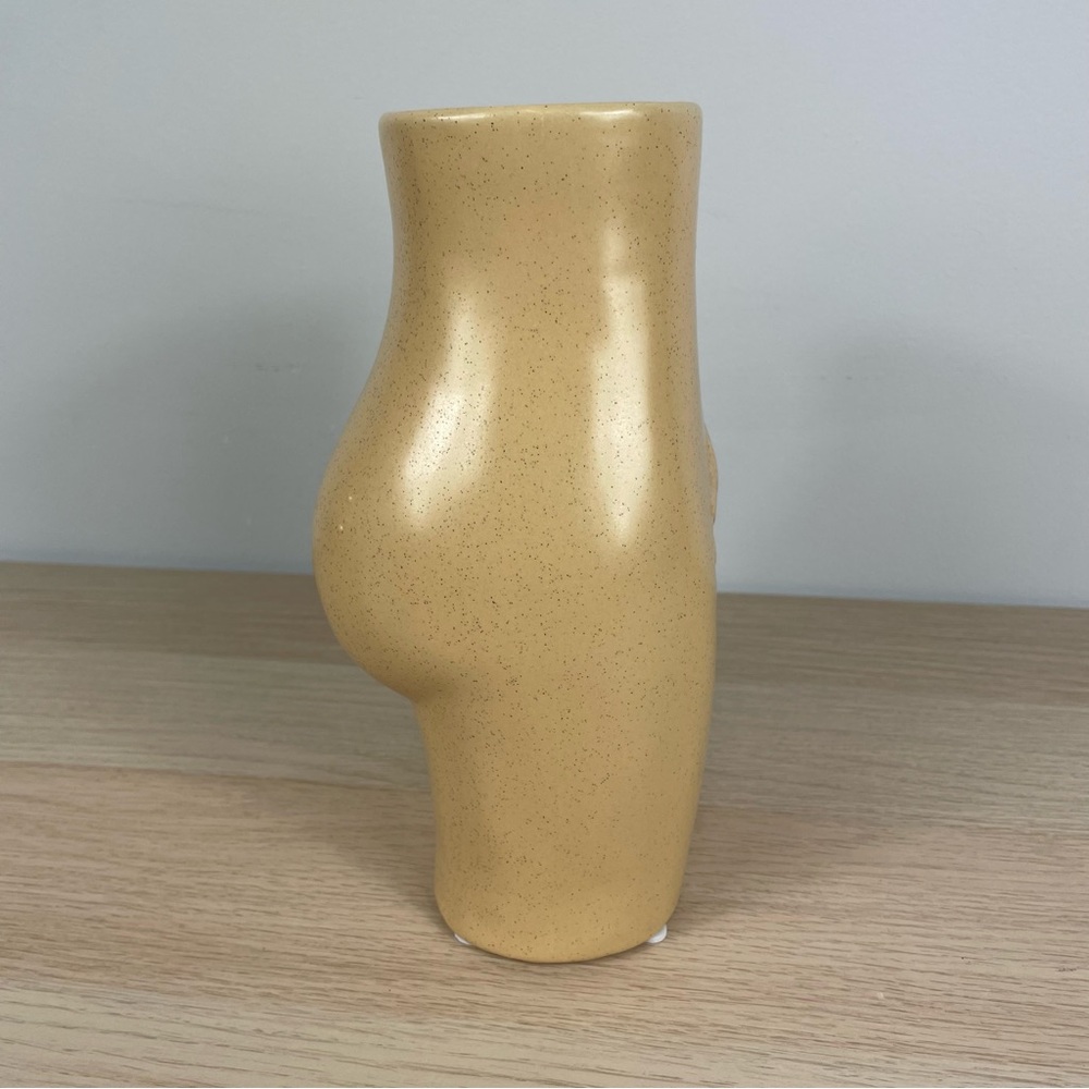 Base Roots Female Body Vase - Picture 5 of 7